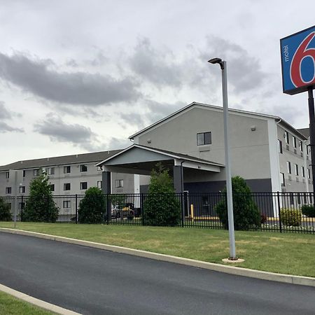 Motel 6 Lancaster Kültér fotó