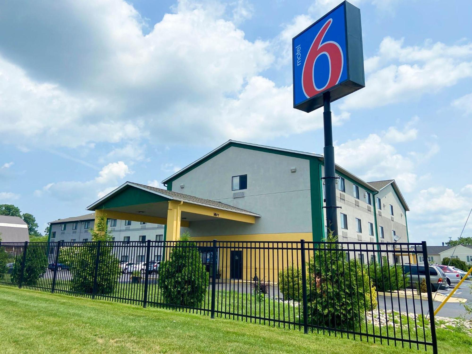 Motel 6 Lancaster Fertility Kültér fotó